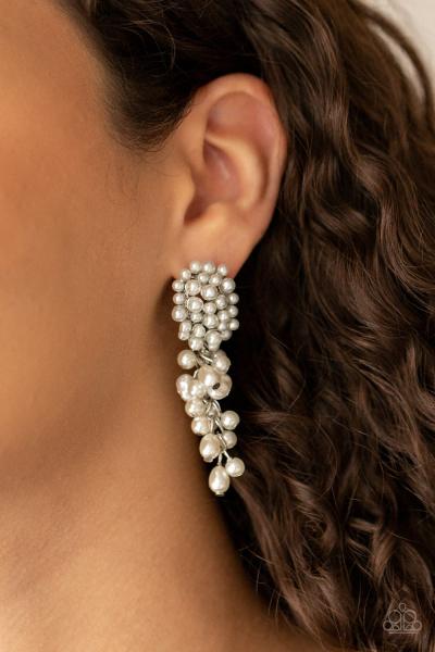 ​Fabulously Flattering - White