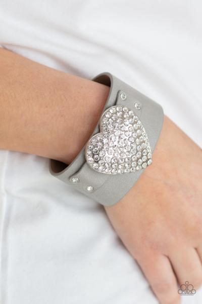 ​Flauntable Flirt - Silver