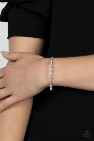 ​Timelessly Tiny - White